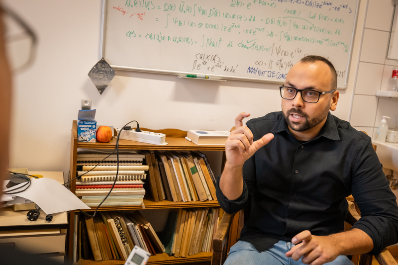 Dr. Trényi Róbert egyetemi adjunktus