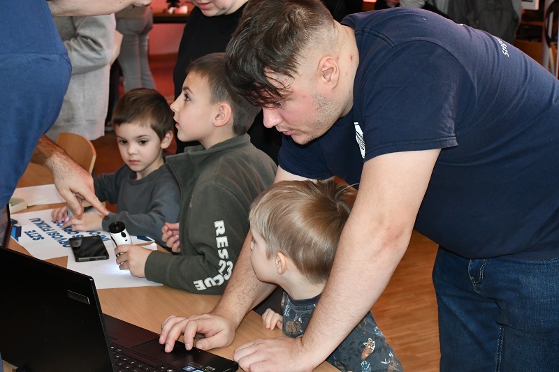 Az SZTE Orvosi Fizikai és Orvosi Informatikai Intézet standjánál