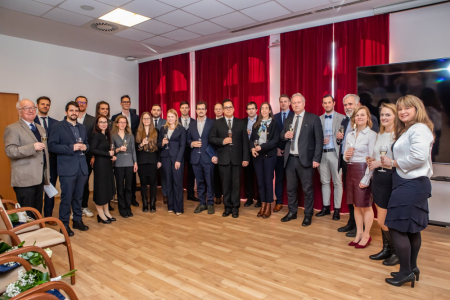 MTA_akademiai_ifjusagi_dijasok_2026__1000x10000